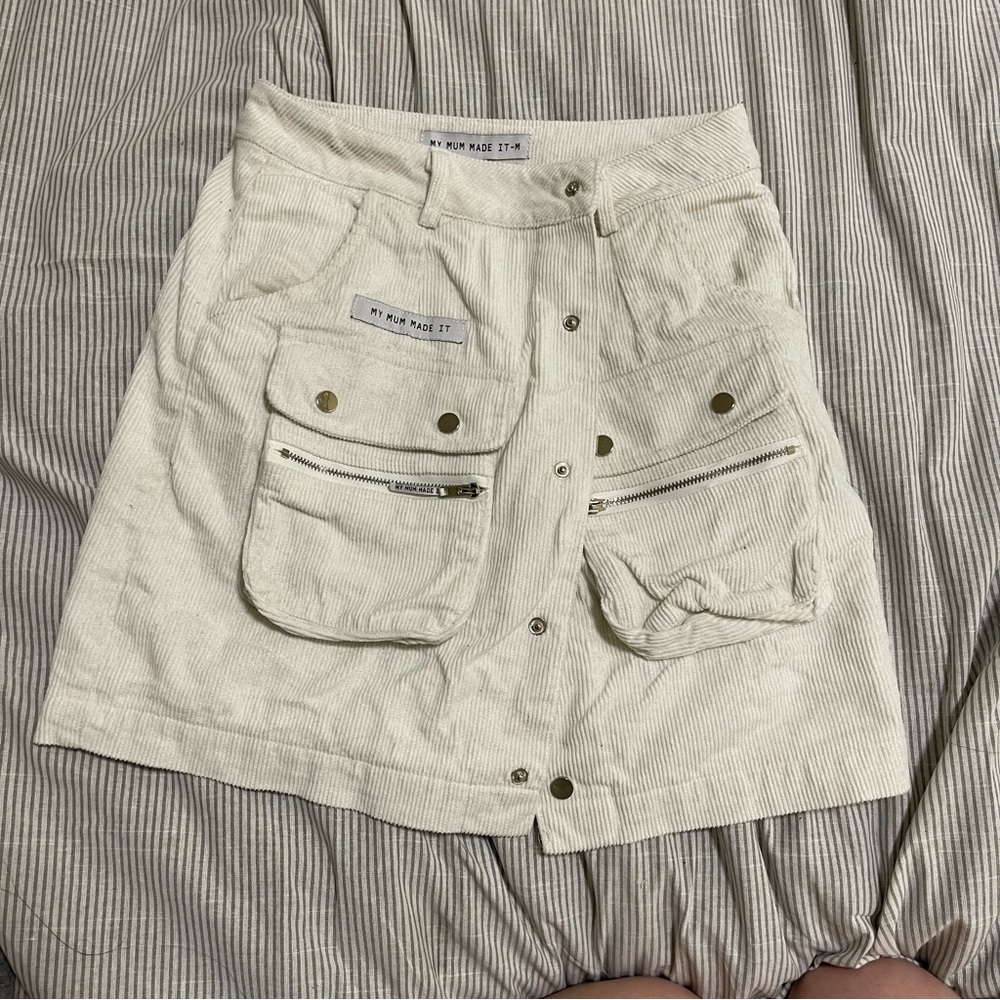 My mum made it pocket skirt white size m no flaws mmmi